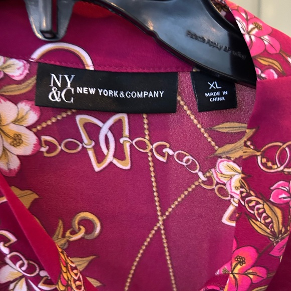 New York And Company V-neck Tie Long Sleeve Ruffles Lightweight Top Size XL - Picture 4 of 5